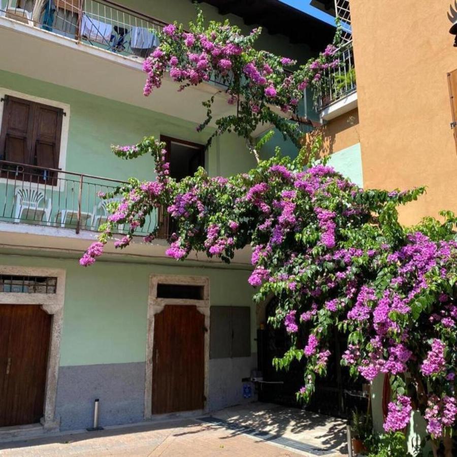 Apartamento Casa Zanoni Torbole Sul Garda Exterior foto